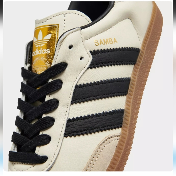 ⭐️40% Off⭐️ Adidas Samba OG Womens Cream and Black Sneakers - Picture 2 of 11